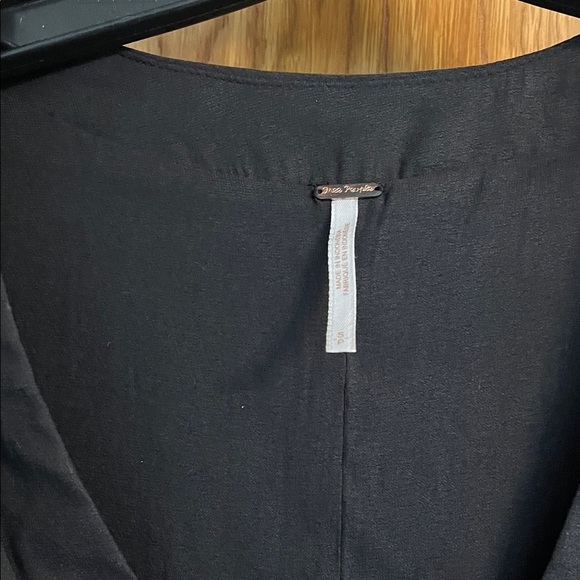 Free People Black Blouse Top Sleeveless Oversized Lined High Low size S - Picture 7 of 12